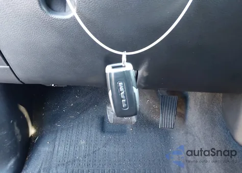 2022 Ram 1500 Big Horn 4X2 6'4 Box from USA, damaged, VIN 1C6RREBT1NN113507